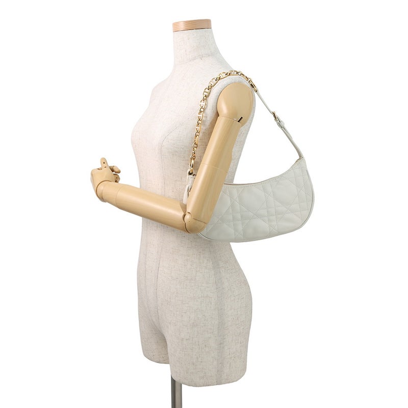 クリスチャン・ディオール チェーンショルダーバッグ マクロカナージュ CD ラウンジ ホーボーバッグ ラムスキン M22626FBE 白