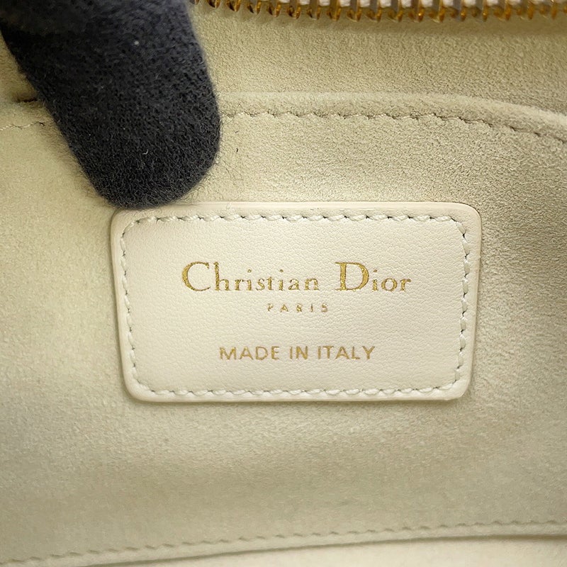クリスチャン・ディオール チェーンショルダーバッグ マクロカナージュ CD ラウンジ ホーボーバッグ ラムスキン M22626FBE 白