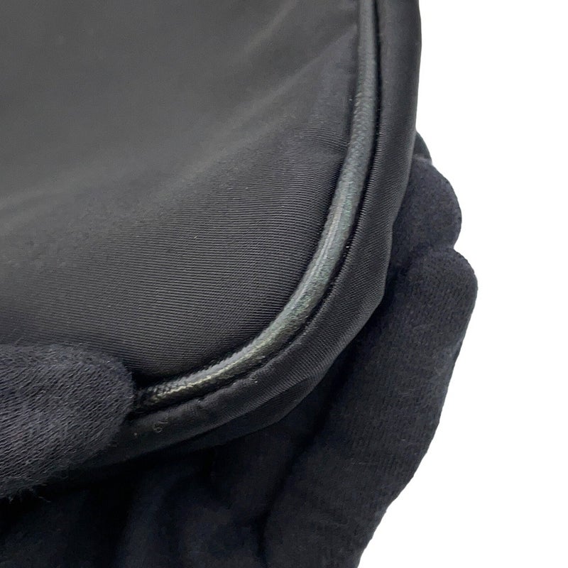 プラダ ショルダーバッグ メッセンジャーバッグ ナイロン PRADA 黒