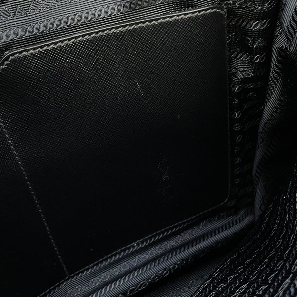 プラダ ショルダーバッグ メッセンジャーバッグ ナイロン PRADA 黒