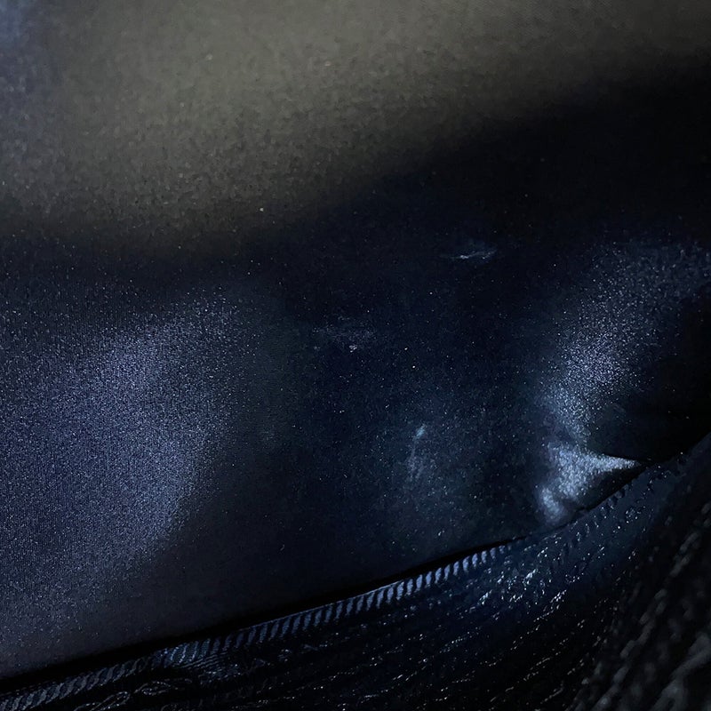 プラダ ショルダーバッグ メッセンジャーバッグ ナイロン PRADA 黒