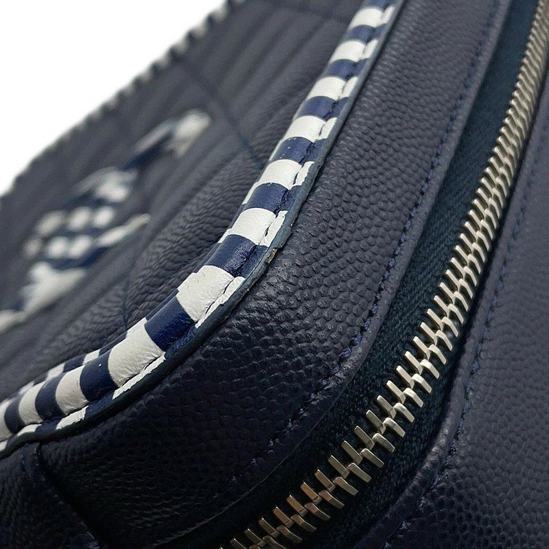 シャネル チェーンショルダーバッグ CCフィリグリー ボーダー バニティバッグ キャビアスキン A93343 CHANEL 白