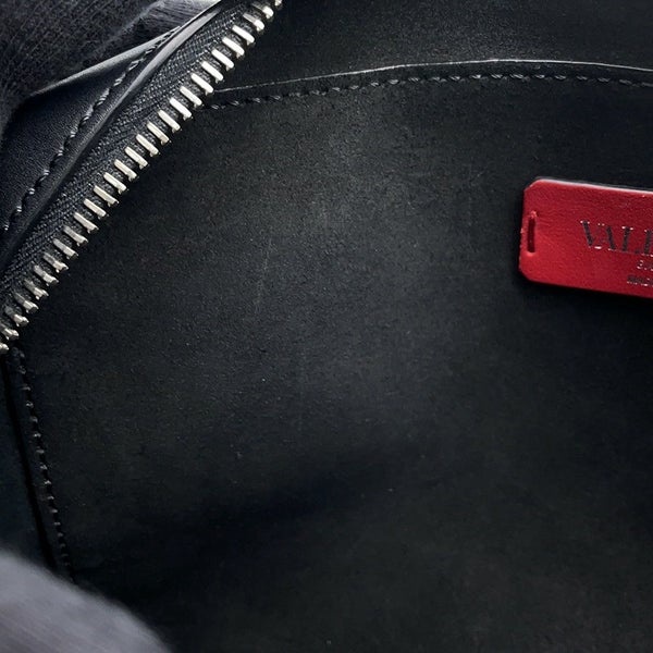 ヴァレンティノ・ガラヴァーニ ショルダーバッグ VLTNロゴ レザー 4Y2B0704WJW VALENTINO バッグ 黒