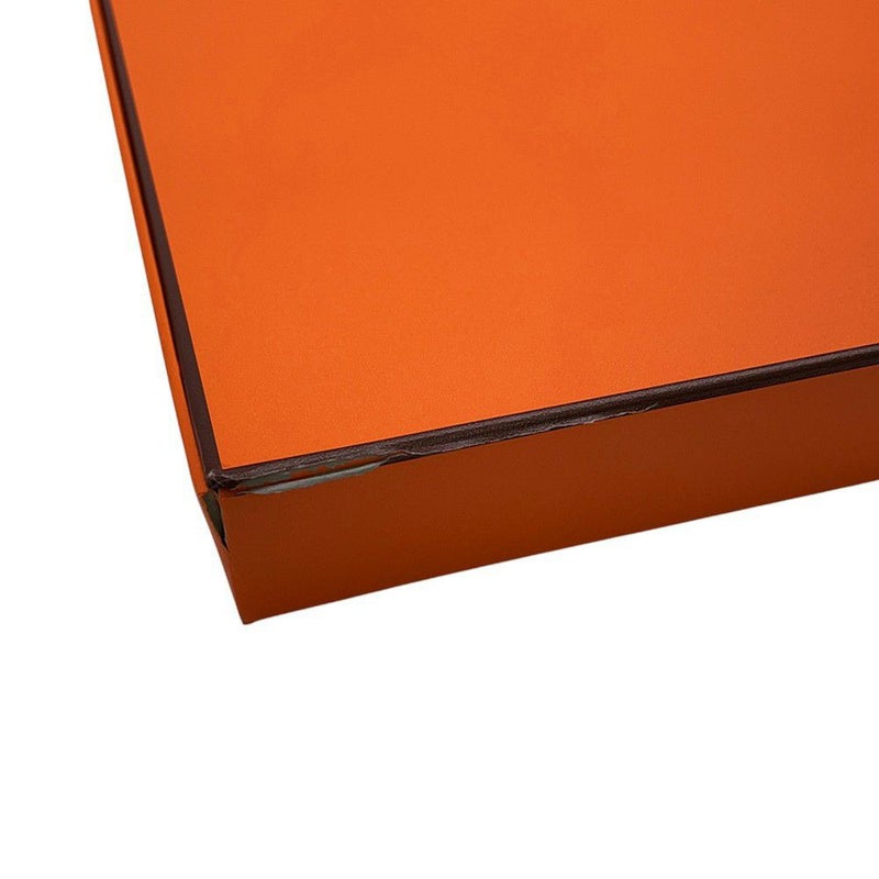 エルメス スカーフ カレ90 プレシュー シテ・カヴァリエール 夜の騎兵の街 シルク スパンゴール HERMES 2024年秋冬 黒