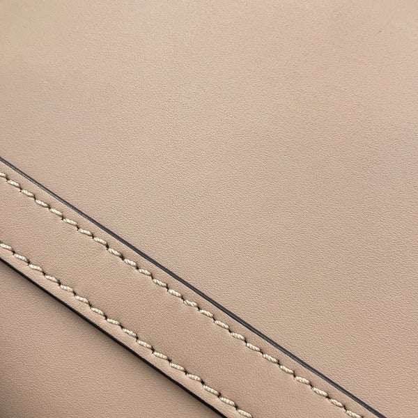 ロエべ ショルダーバッグ ゲート デュアル ミニ A650N46X13 LOEWE