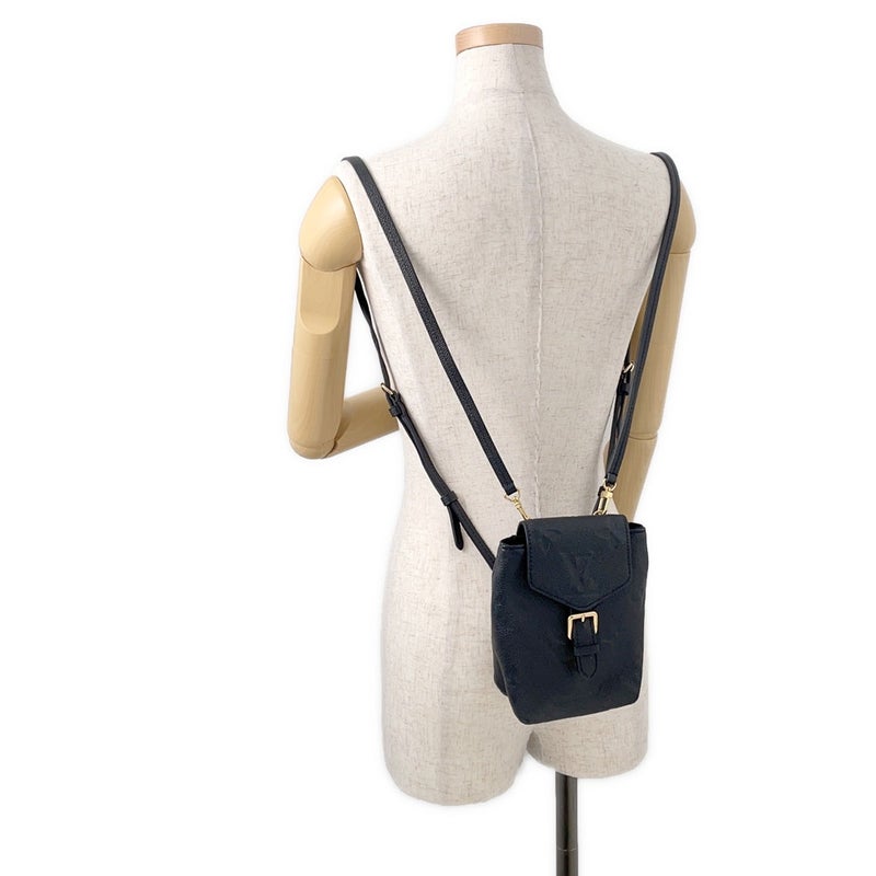 ルイヴィトン リュック モノグラム・アンプラント タイニー・バックパック M80596 LOUIS VUITTON 黒 ブラック