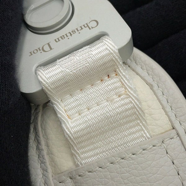 クリスチャン・ディオール ショルダーバッグ sacaiコラボ サドル メッセンジャーバッグ 1ADHO029USG