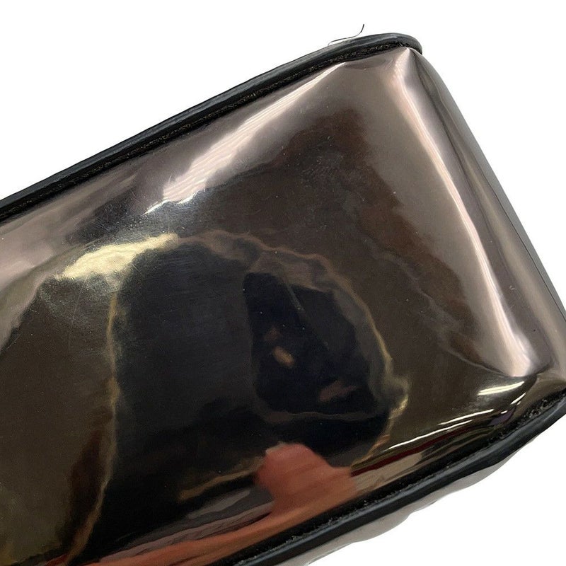 ヴァレンティノ・ガラヴァーニ チェーンショルダーバッグ エンボス ロックスタッズ パテント QW0P0R59IIZ VALENTINO