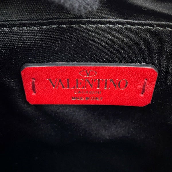 ヴァレンティノ・ガラヴァーニ チェーンショルダーバッグ エンボス ロックスタッズ パテント QW0P0R59IIZ VALENTINO