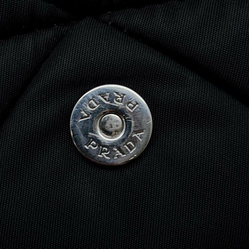 プラダ ショルダーバッグ パデッド ナイロン 1BD290 PRADA バッグ 黒