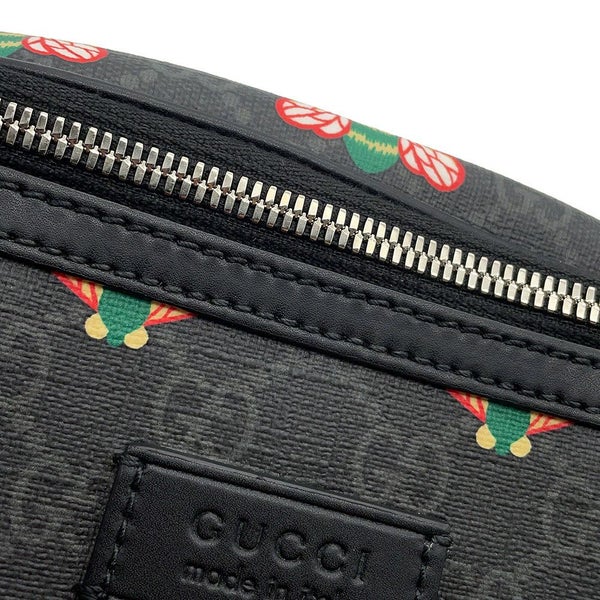 グッチ ボディバッグ ビー GGスプリーム 675181 GUCCI ウエストバッグ 黒