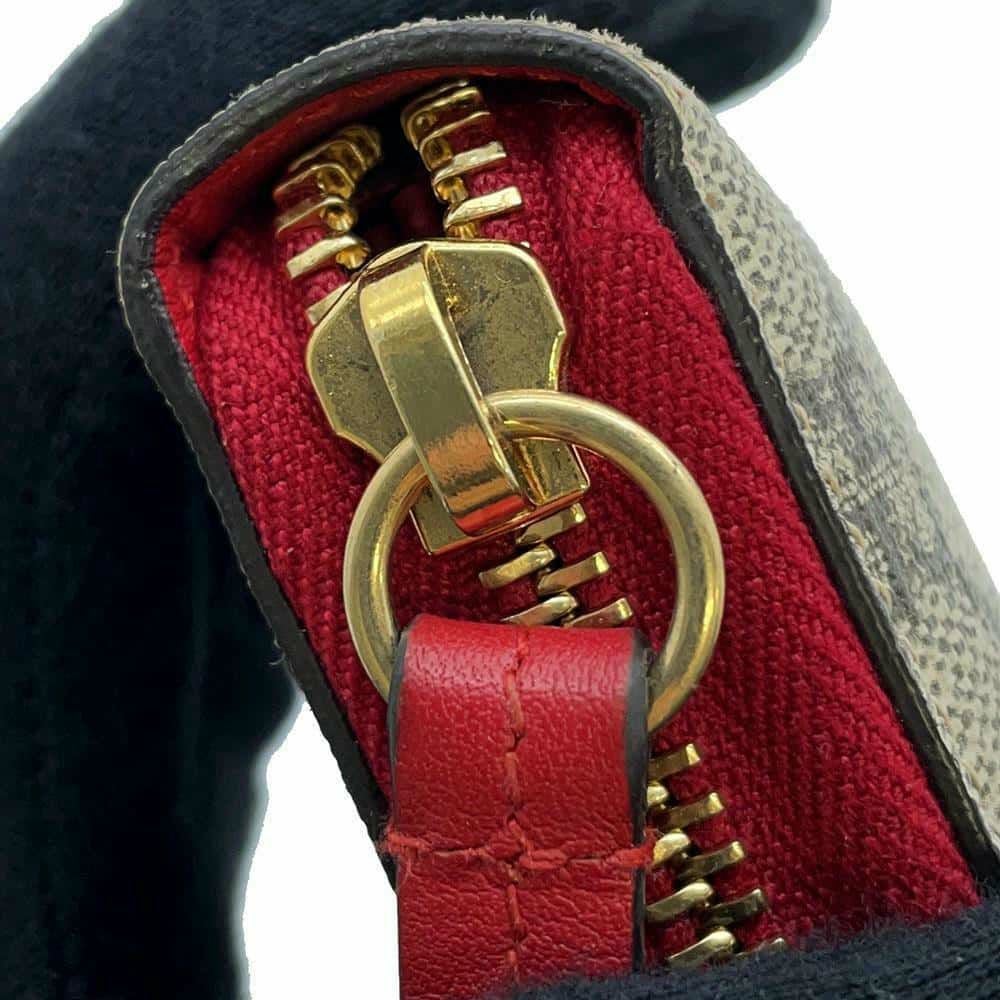 グッチ（GUCCI）⭐️長財布　猫　GGスプリーム　ウォレット グッチ 長財布 GGスプリーム キャット 506279 GUCCI 財布 ネコ 安心