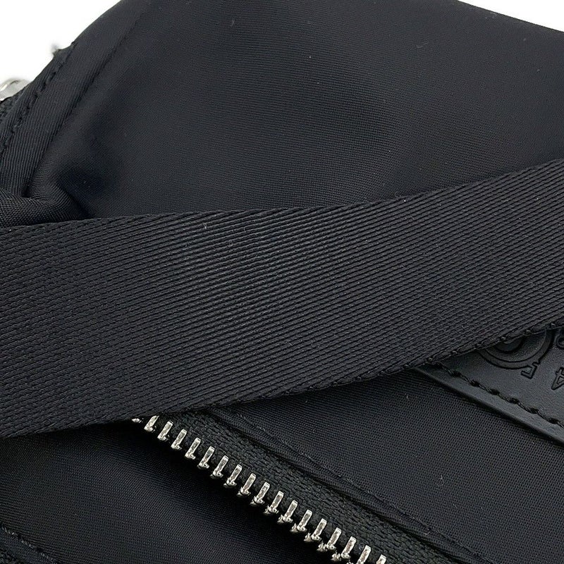 エムエムシックス メゾンマルジェラ ショルダーバッグ クロスボディバッグ ナイロン SB5WG0023 MM6 Maison Margiela 黒
