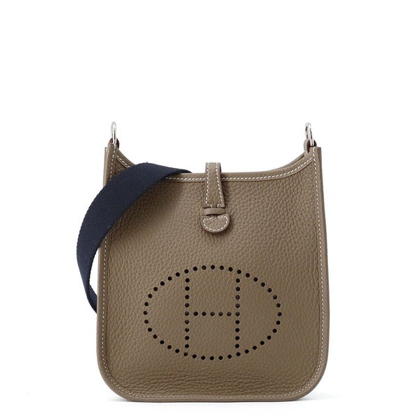 エルメス エブリンTPM 111cm アマゾン エトゥープ/ブルーインディゴ/シルバー金具 トリヨンクレマンス W刻印