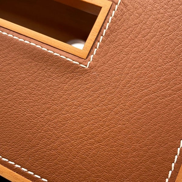 エルメス  ティッシュケース プレイヤード PM フォーヴ マホガニー/トリヨン・リス HERMES ケース