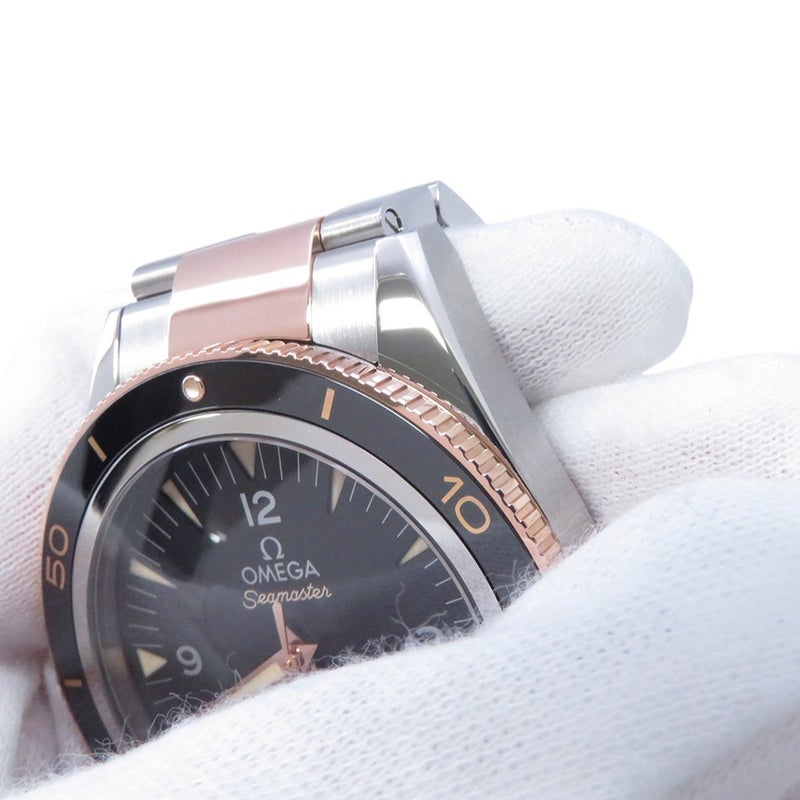 オメガ シーマスター 300 マスター コーアクシャル セドナゴールド 233.20.41.21.01.001 OMEGA 黒文字盤