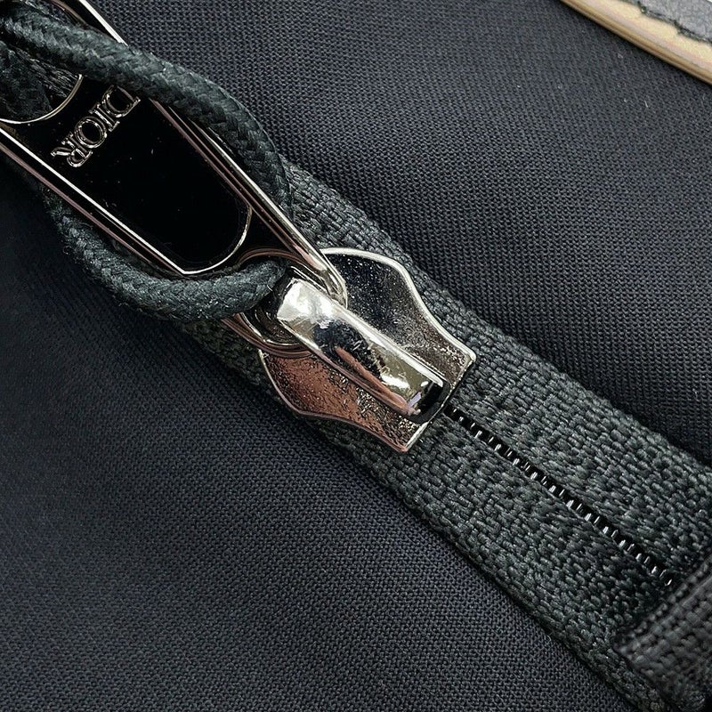 クリスチャン・ディオール ボディバッグ ミステリーランチコラボ ベルトバッグ ナイロン 1MIBO039MRN 黒 セール品