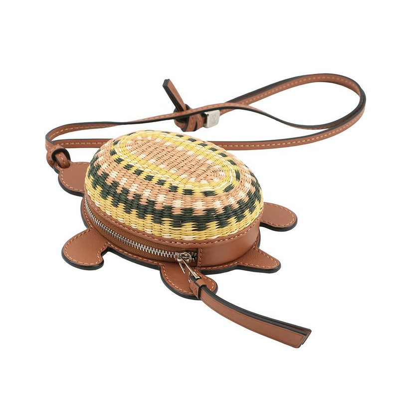 ロエベ ショルダーバッグ 亀モチーフ アナグラム ラフィア/レザー C621232X82 LOEWE ポシェット ポーチ