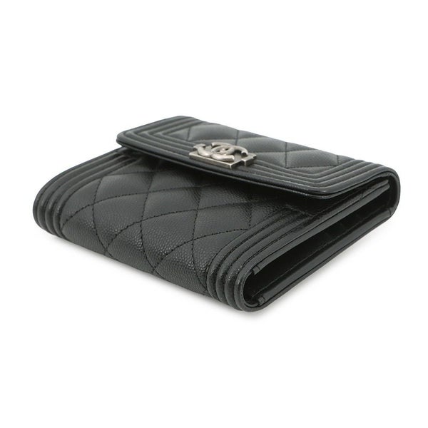 シャネル 三つ折り財布 ボーイシャネル ココマーク マトラッセ ウォレット キャビアスキン A80734 CHANEL 財布 黒