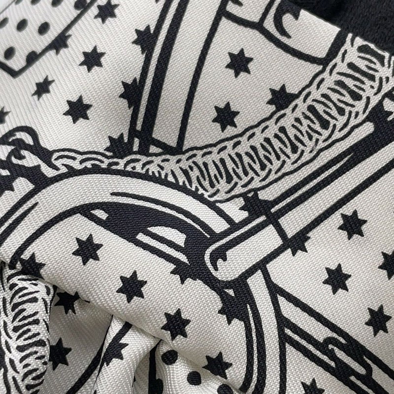 エルメス スカーフ ツイリー フリル エプロン・ドール・バンダナ シルク HERMES 2024年春夏 黒 白