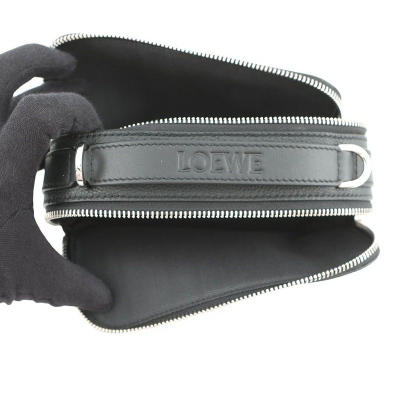 ロエベ ショルダーバッグ クロスボディ カメラバッグ ミニ ソフトグレインカーフレザー C660R41X01 LOEWE 黒
