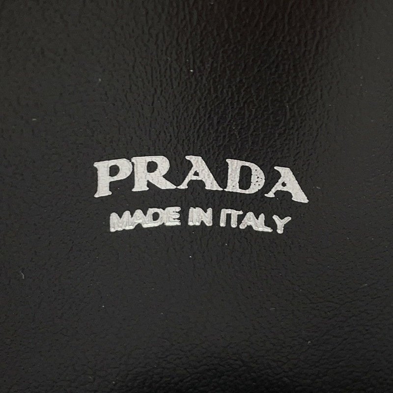 プラダ ポーチ トライアングルポーチ  サフィアーノ レザー 1TL445 PRADA 黒