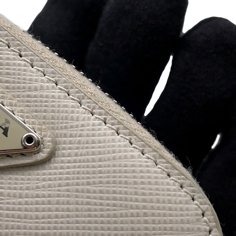 プラダ ポーチ ミニ トライアングルロゴ サフィアーノ 2TT105 PRADA ポシェット 白