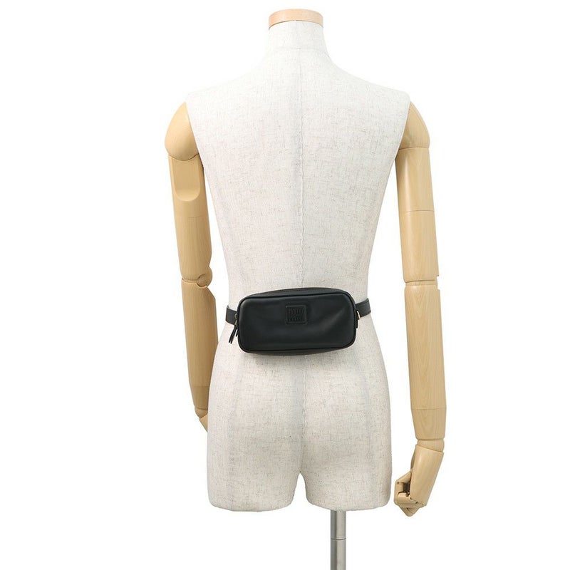 ミュウミュウ ウエストポーチ ロゴ レザー MiuMiu ボディバッグ 黒