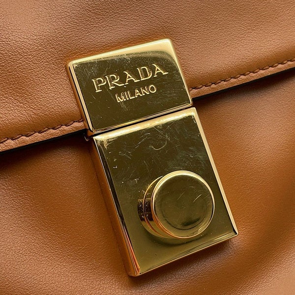 プラダ ショルダーバッグ ソフトサウンド チャーム スモール レザー 1BD379 PRADA バッグ