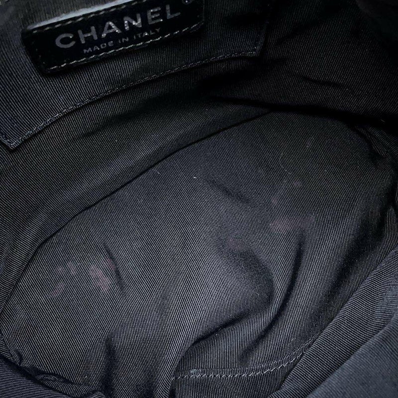 シャネル ハンドバッグ ココマーク シェブロン スタッズ 巾着 レザー CHANEL 2wayショルダーバッグ 黒