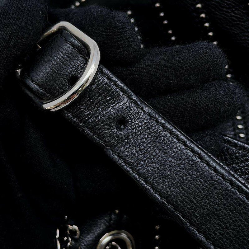 シャネル ハンドバッグ ココマーク シェブロン スタッズ 巾着 レザー CHANEL 2wayショルダーバッグ 黒