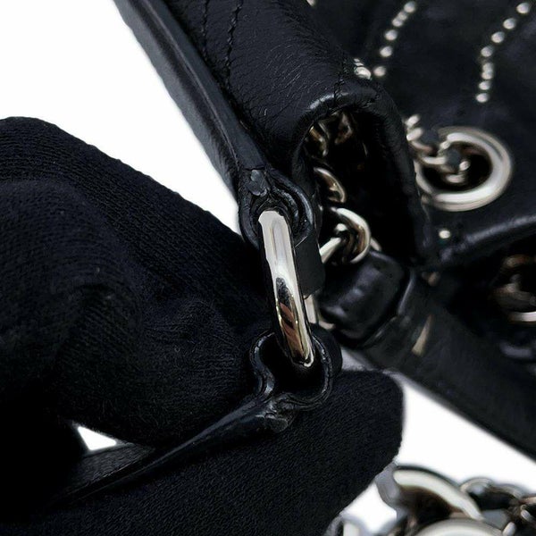 シャネル ハンドバッグ ココマーク シェブロン スタッズ 巾着 レザー CHANEL 2wayショルダーバッグ 黒