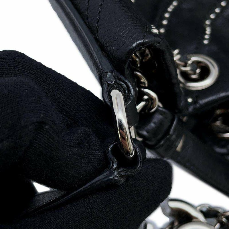 シャネル ハンドバッグ ココマーク シェブロン スタッズ 巾着 レザー CHANEL 2wayショルダーバッグ 黒