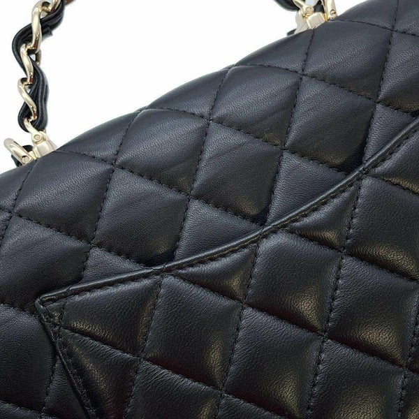 シャネル チェーンショルダーバッグ マトラッセ ココマーク トップハンドル ミニ メタリック グレインド カーフスキン AS2431 CHANEL 黒