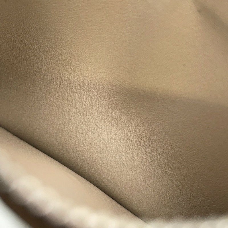 ロエベ 三つ折り財布 アナグラム バーティカル ウォレット スモール カーフレザー C821S33X12 LOEWE