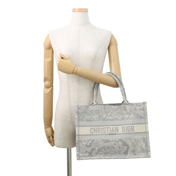 クリスチャン・ディオール トートバッグ ブックトート トワルドゥジュイ リバース エンブロイダリー ミディアム M1296ZRGO