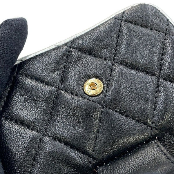 シャネル ボディバッグ ココマーク マトラッセ ミニチェーンベルトバッグ ラムスキン CHANEL 黒 ウエストポーチ