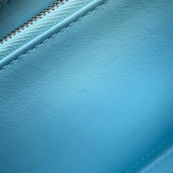 ボッテガヴェネタ 長財布 イントレチャート ジップアラウンドウォレット レザー BOTTEGA VENETA バイカラー 財布