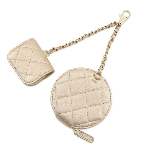 シャネル ノベルティ コインケース Airpodsproケース ラムスキン CHANEL 2024年イヤーズギフト