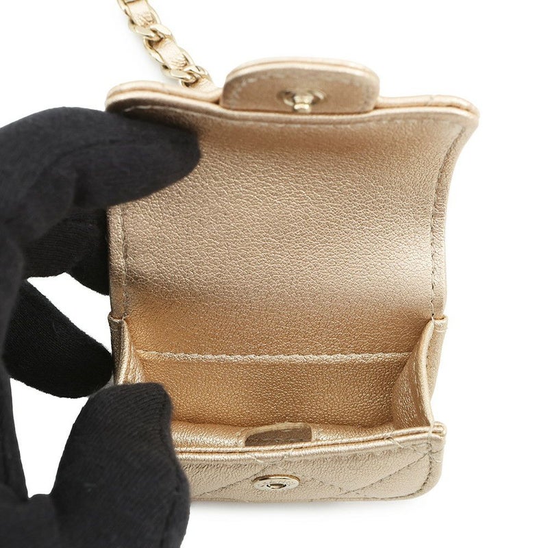 シャネル ノベルティ コインケース Airpodsproケース ラムスキン CHANEL 2024年イヤーズギフト