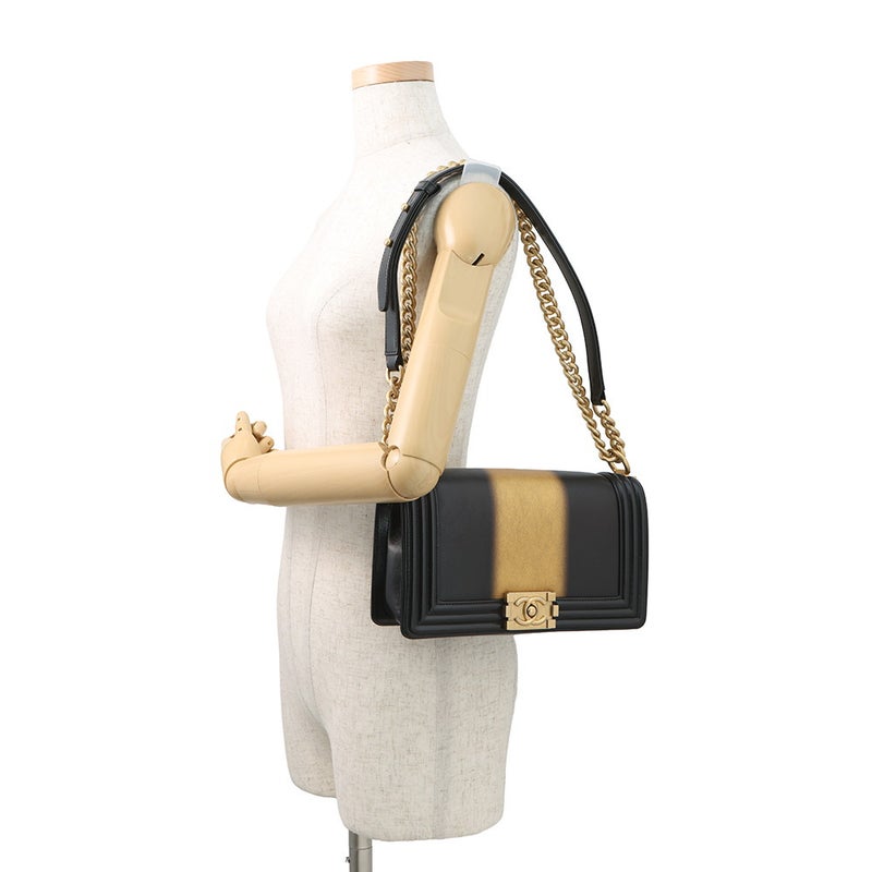 シャネル チェーンショルダーバッグ ボーイシャネル ストライプ レザー A67086 CHANEL バッグ 黒
