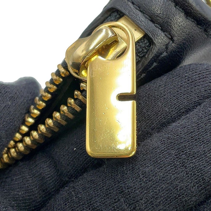 バーバリー チェーンショルダーバッグ マイクロ シールド レザー 8079856 BURBERRY 黒