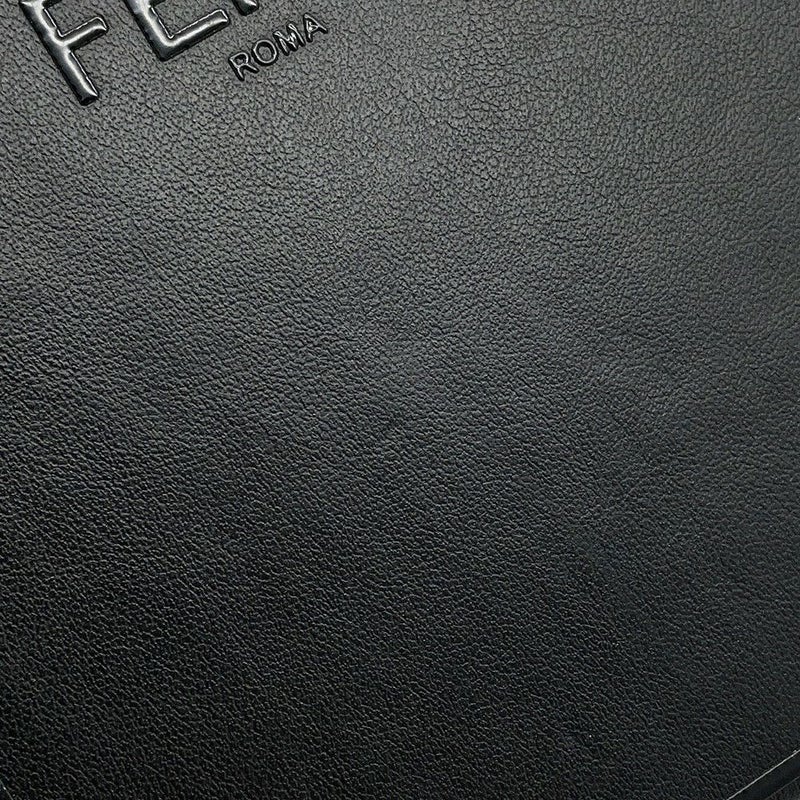 フェンディ ショルダーバッグ 縦型 ボックス レザー 7VA519 FENDI 黒