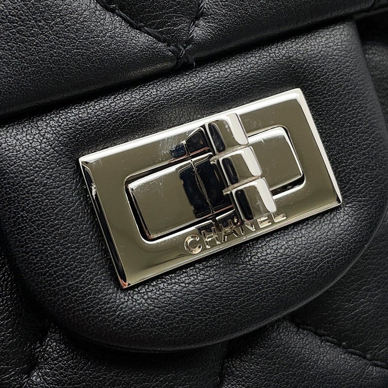 シャネル チェーンショルダーバッグ マトラッセ 2.55 ミニ ラムスキン AS0874 CHANEL 黒