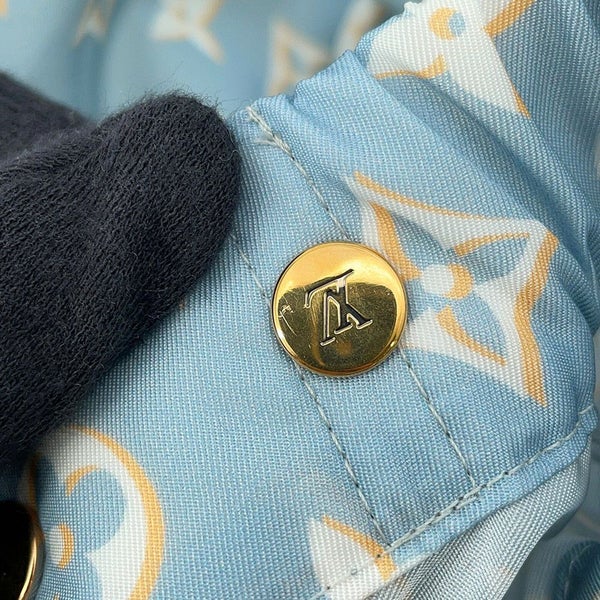 ルイヴィトン ジャケット モノグラム ジップアップフーディ ナイロン レディースサイズ36 LOUIS VUITTON 23AW セール品