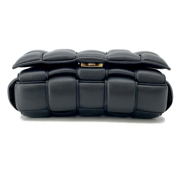 ボッテガヴェネタ ショルダーバッグ イントレチャート パデッド カセット ラムスキン 591970 BOTTEGA VENETA 黒