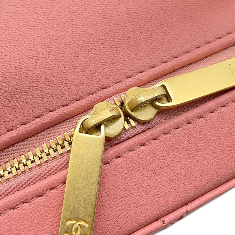 シャネル チェーンショルダーバッグ マトラッセ ココマーク バニティ トップハンドル ラムスキン AS3318 CHANEL バッグ