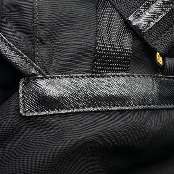 プラダ リュック トライアングルロゴ バックパック ナイロン/レザー BZ0030 PRADA リュックサック 黒
