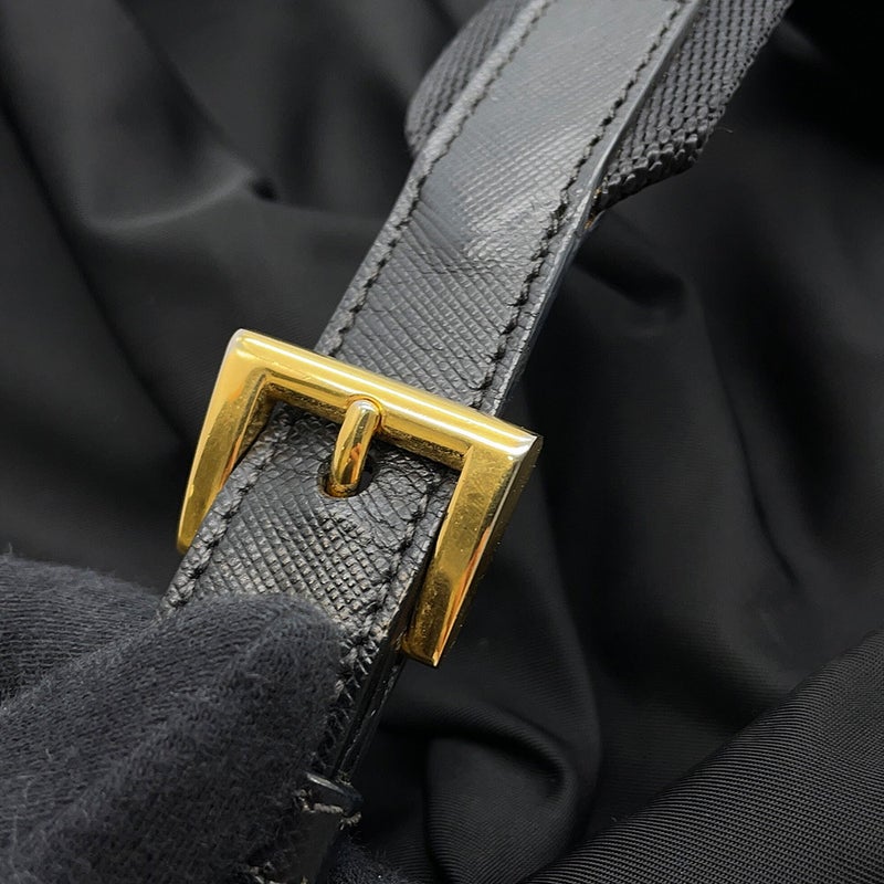 プラダ リュック トライアングルロゴ バックパック ナイロン/レザー BZ0030 PRADA リュックサック 黒