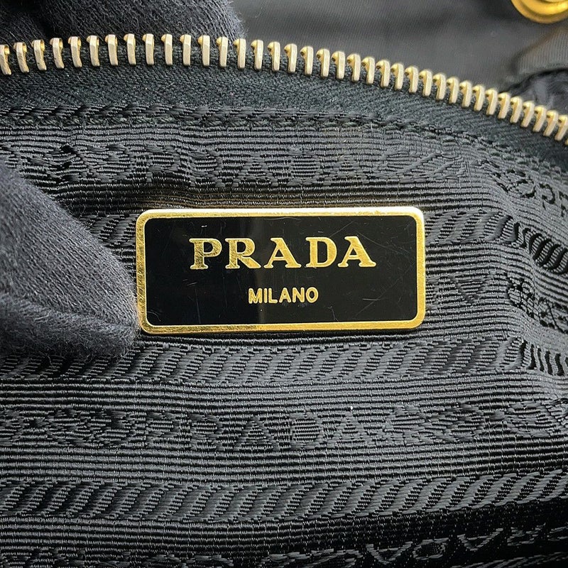 プラダ リュック トライアングルロゴ バックパック ナイロン/レザー BZ0030 PRADA リュックサック 黒